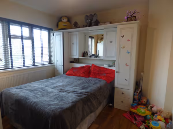 Carlyon Road, Wembley, HA0