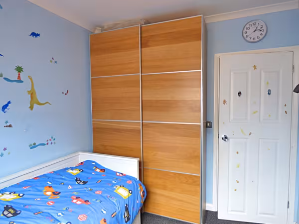 Eastmead Avenue, Greenford, UB6