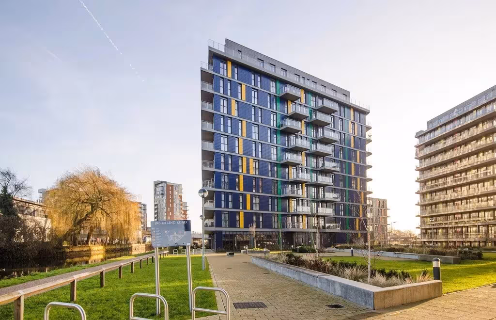 Aylesbury house, Wembley, HA0