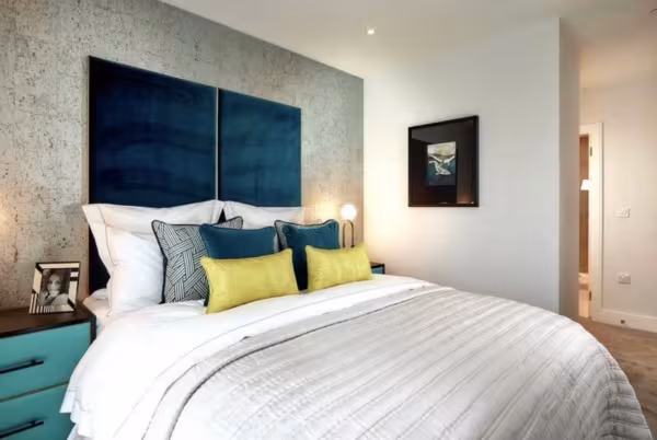 Grand Union, Beresford Avenue, Wembley HA0